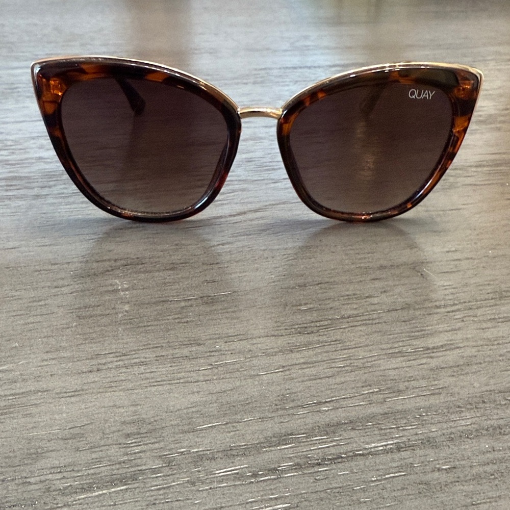 Quay Australia Brown Cat-Eye Sunglasses honey style